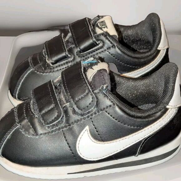 Nike Shoes Youth Size 6c Low Black White cortez 904787-001 Sneakers Toddler - Picture 1 of 10